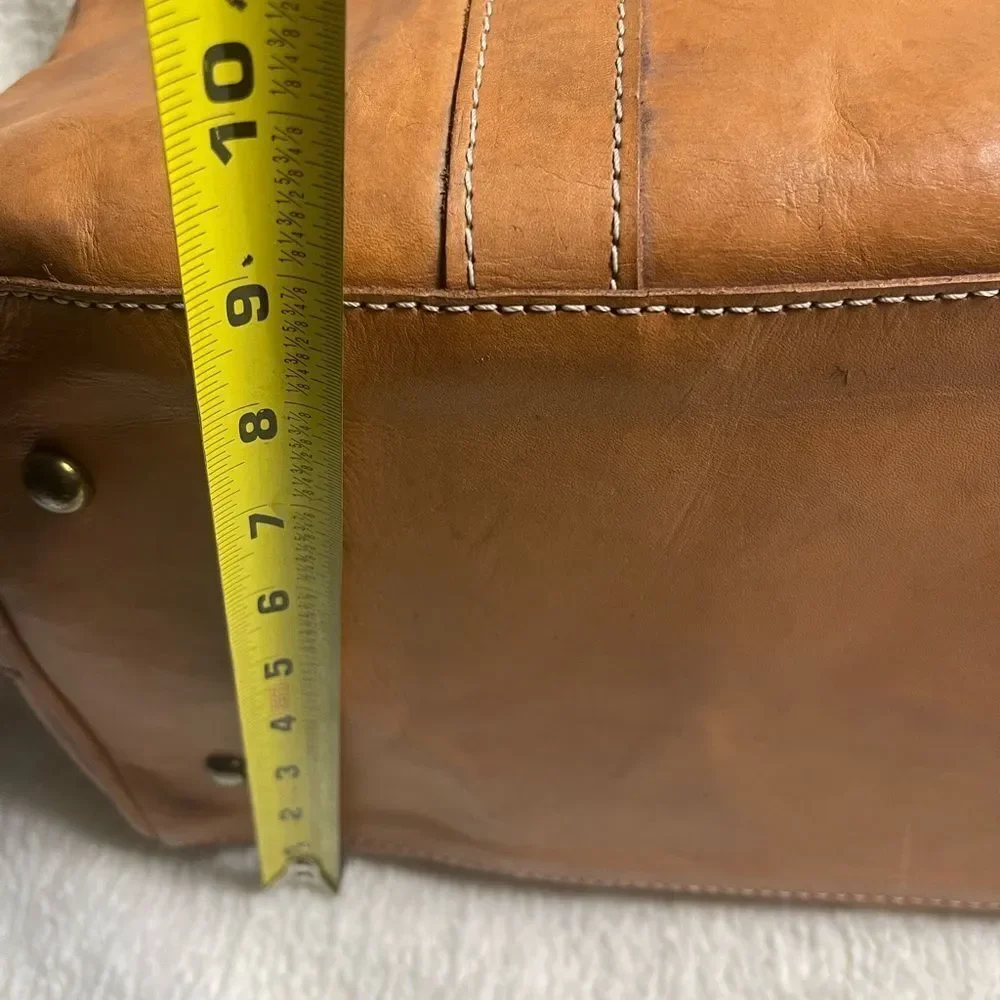 Classic Tan Leather Duffel travel weekender Bag gold tone hardwares